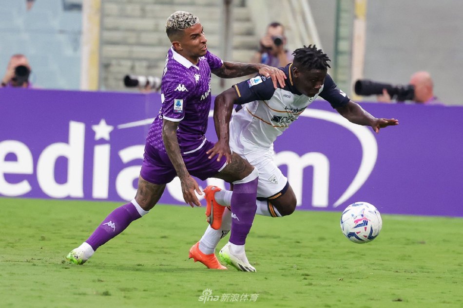 他们不但在 他们不但在